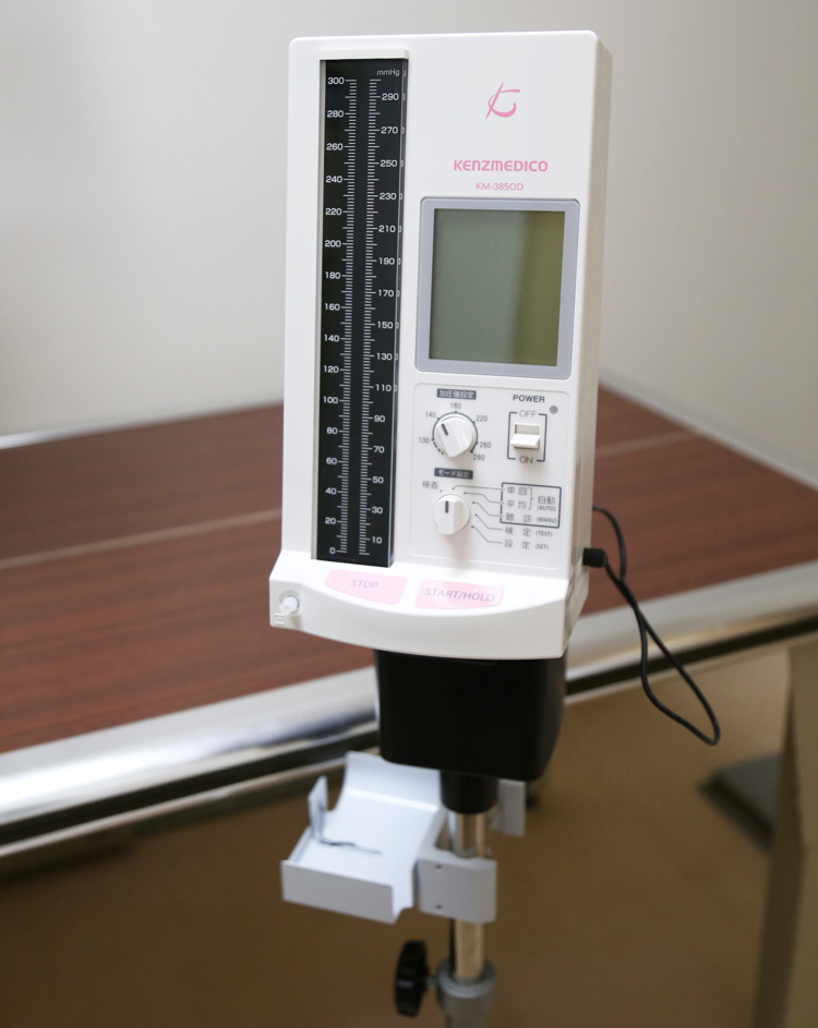 起立性調節障害の検査に対応した血圧計です