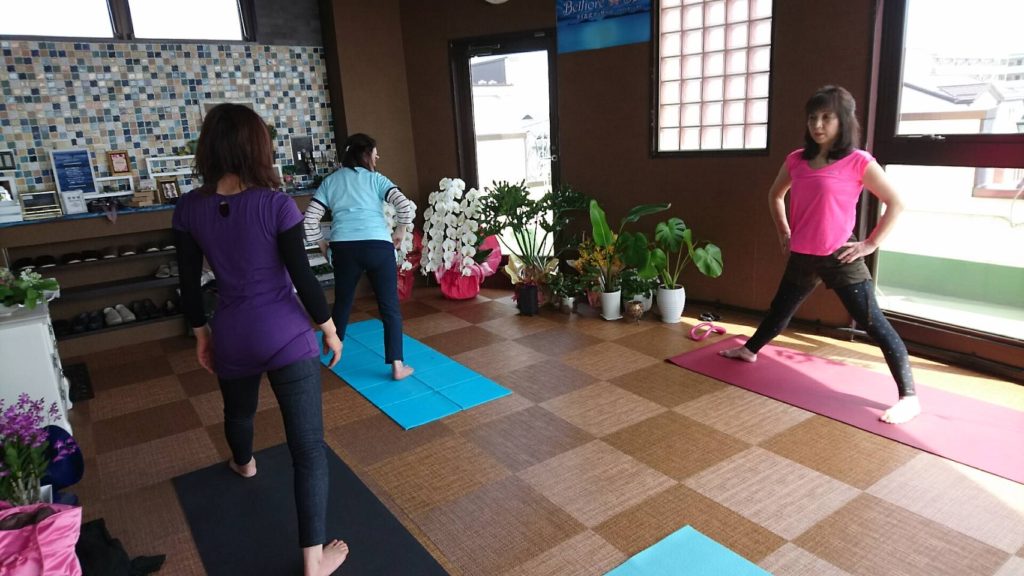 月礼拝(ヨガ) 新月