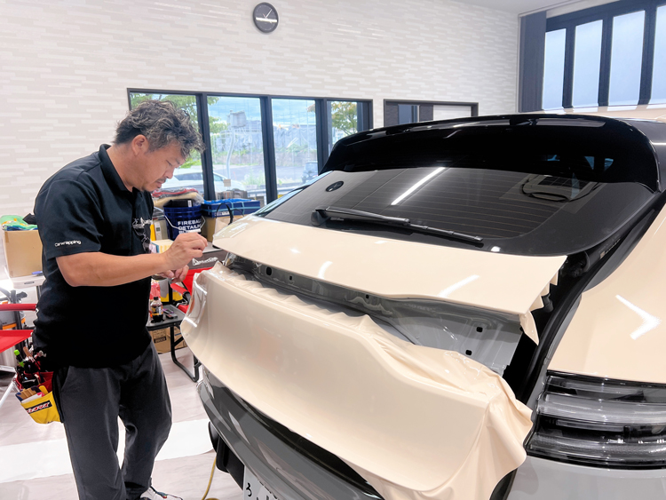 ポルシェ マカン GTS フルラッピング