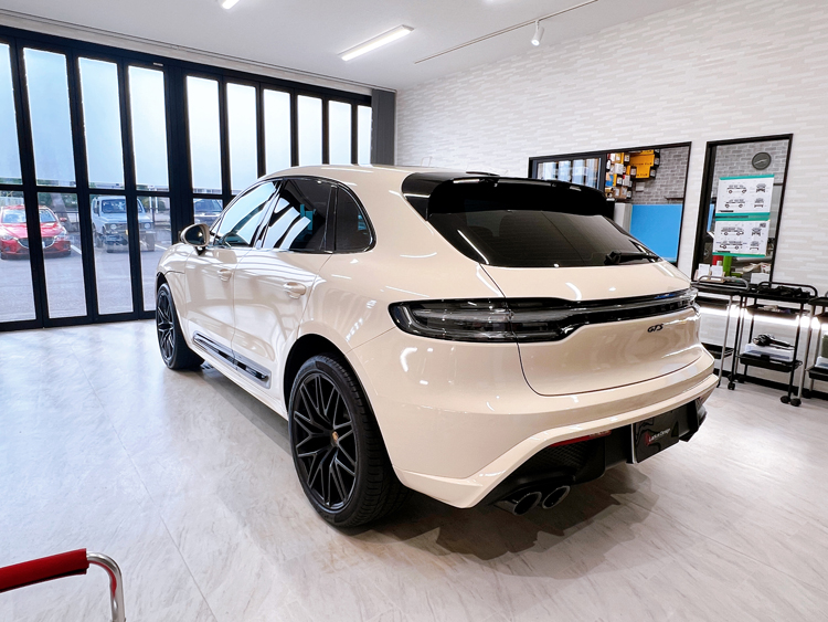 ポルシェ マカン GTS フルラッピング